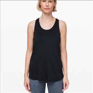 Lululemon essential tank pleated size 6 NWT